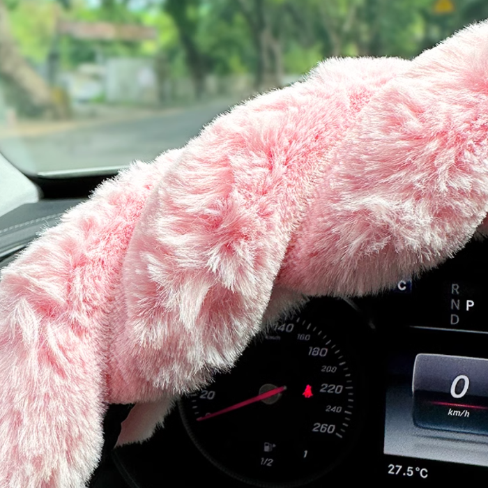 Fluffy Twisted Round Steering Wheel Cover